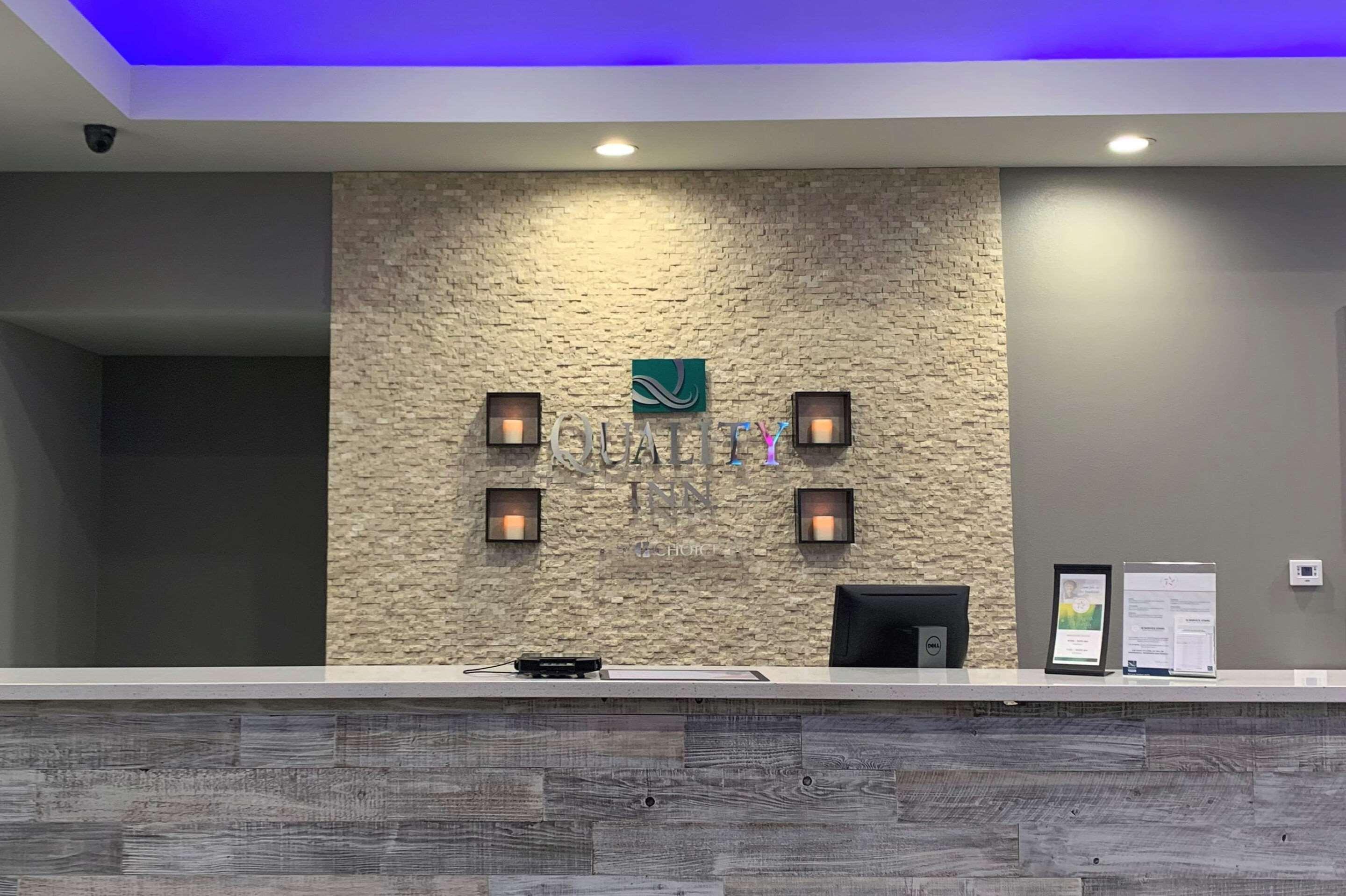 Quality Inn Sonora Luaran gambar