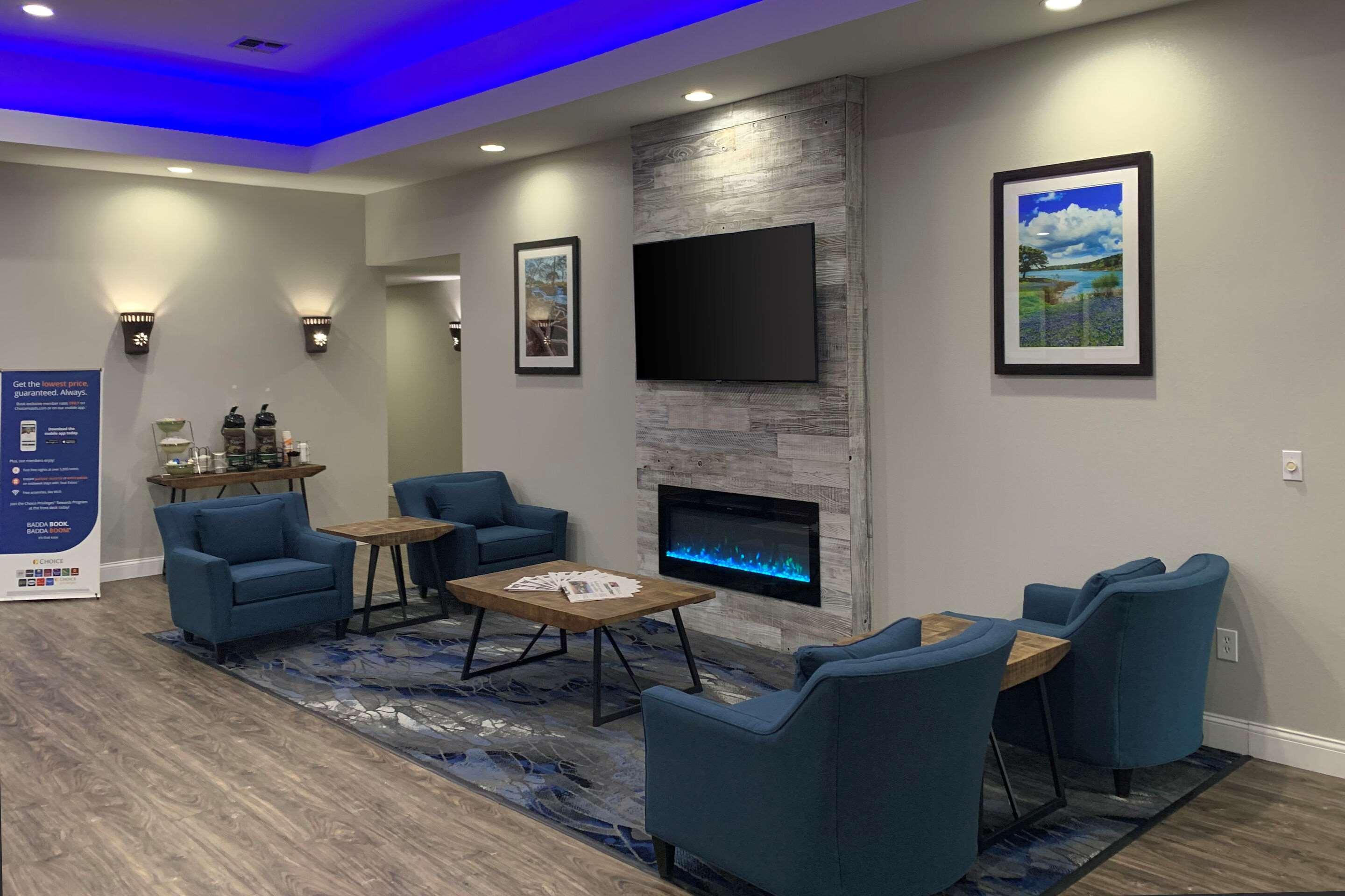 Quality Inn Sonora Luaran gambar