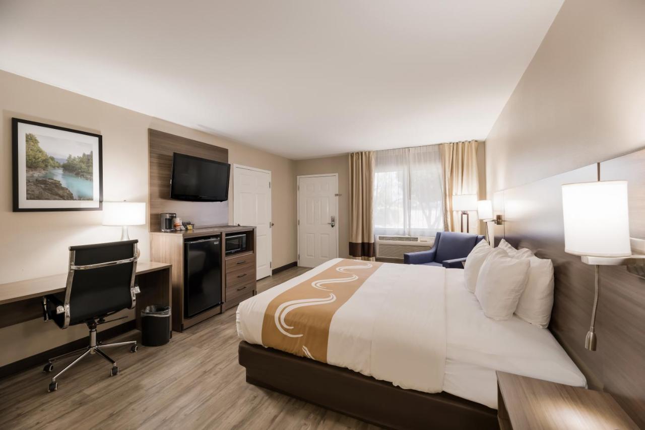 Quality Inn Sonora Luaran gambar